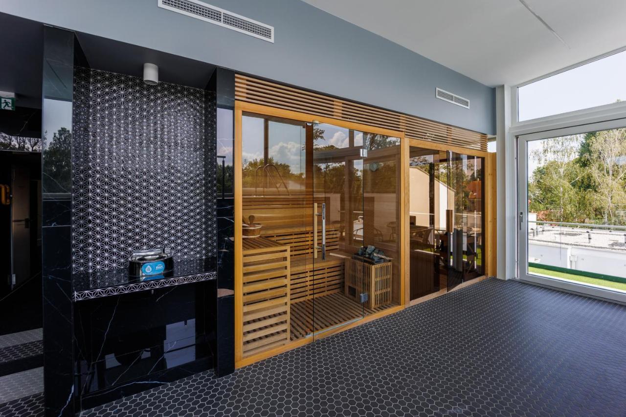 Villa Bauhaus Wellness Apartman 102 希欧福克 外观 照片