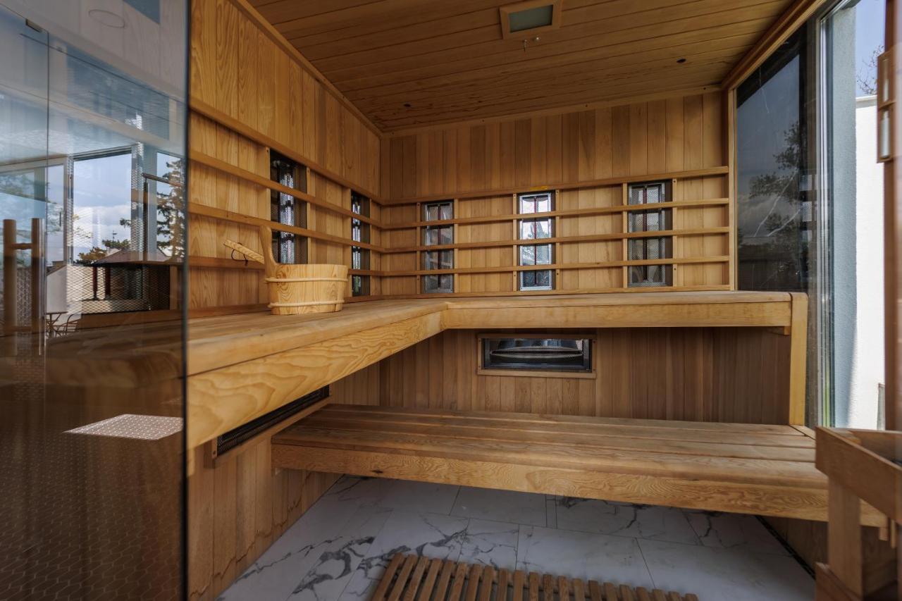 Villa Bauhaus Wellness Apartman 102 希欧福克 外观 照片